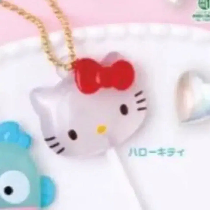 [BUNJANG] Sanrio Colorful Candy Charm Figure Keychain Kitty / 산리오 컬러풀 캔디 사탕 참 가챠 피규어 키링 키티 헬로키티