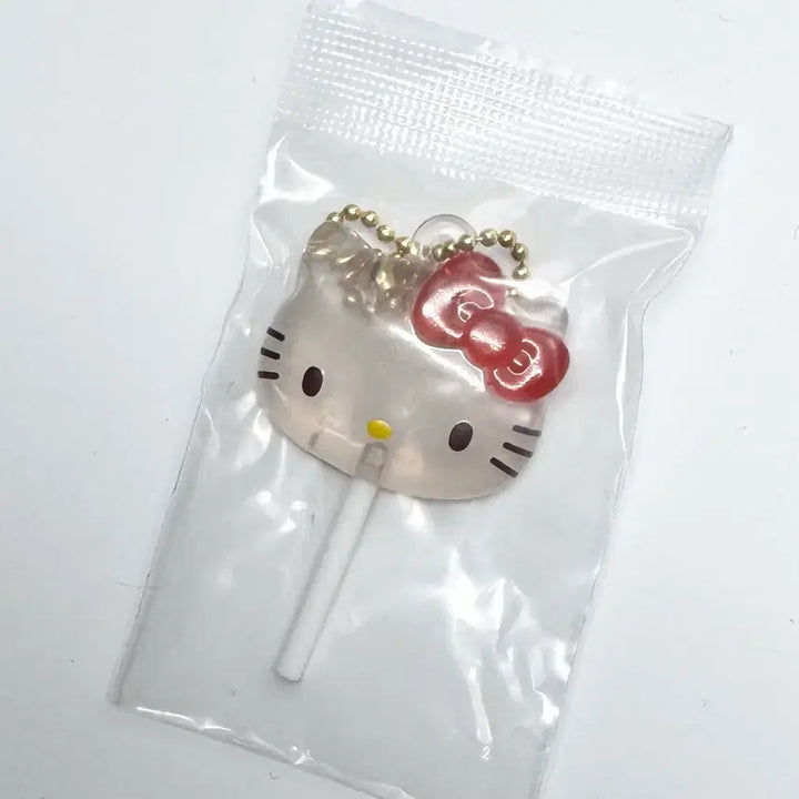 [BUNJANG] Sanrio Colorful Candy Charm Figure Keychain Kitty / 산리오 컬러풀 캔디 사탕 참 가챠 피규어 키링 키티 헬로키티