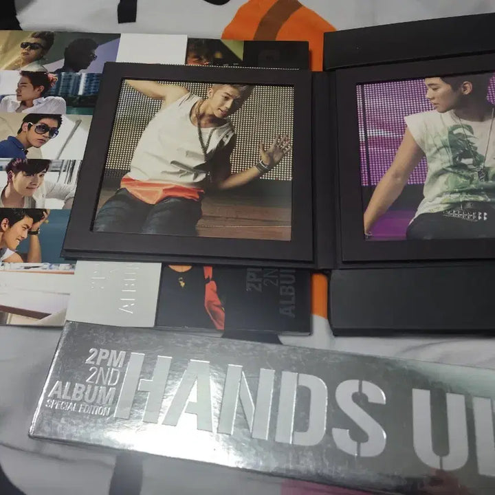 [BUNJANG] 2PM Hands Up Special Edition 2nd Album / 2PM 2집 앨범 HANDS UP 스페셜 에디션 포토카드 포함