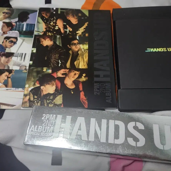 [BUNJANG] 2PM Hands Up Special Edition 2nd Album / 2PM 2집 앨범 HANDS UP 스페셜 에디션 포토카드 포함