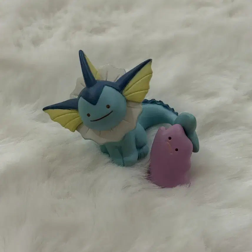 [BUNJANG] Transforming Ditto Gacha 1st Edition Vaporeon / 변신 메타몽가챠 1탄 샤미드