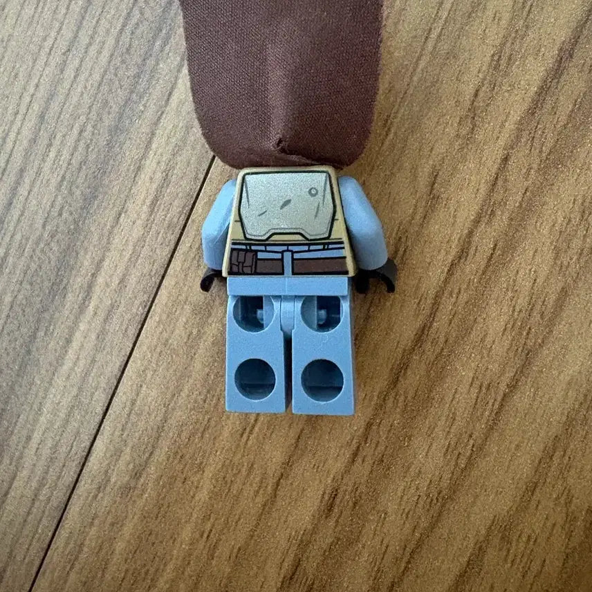 [BUNJANG] LEGO Star Wars Mandalorian Minifigure (Gray Variant) / 75267 레고 스타워즈 만달로리안 미피 그레이