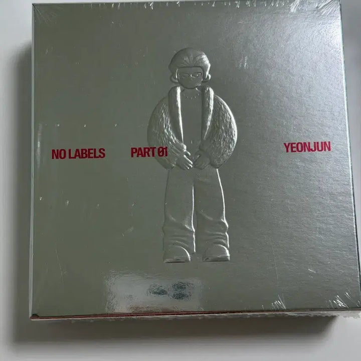 [BUNJANG] TXT Yeonjun NO_LABELS PART 01 Figure Version Album (Sealed) / 미개봉 연준 노레이블즈파트원 NO LABELS PART 01 피규어 버전 앨범