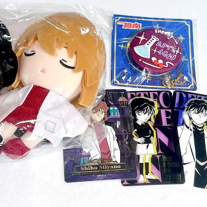 [BUNJANG] Detective Conan Haibara Ai Osuwari Plush + Embroidered Badge &amp; Card Set / +덤)명탐정코난 하이바라 누이인형 오스와리 셰리쉐리시호 검은조직 카드뱃지