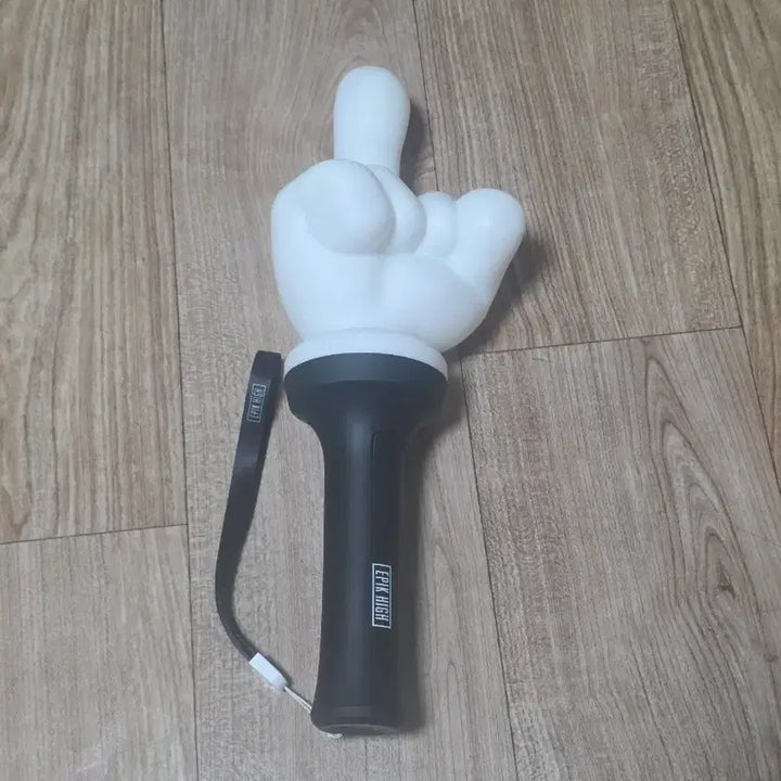 [BUNJANG] Epik High Official Light Stick / 에픽하이 응원봉 팝니다