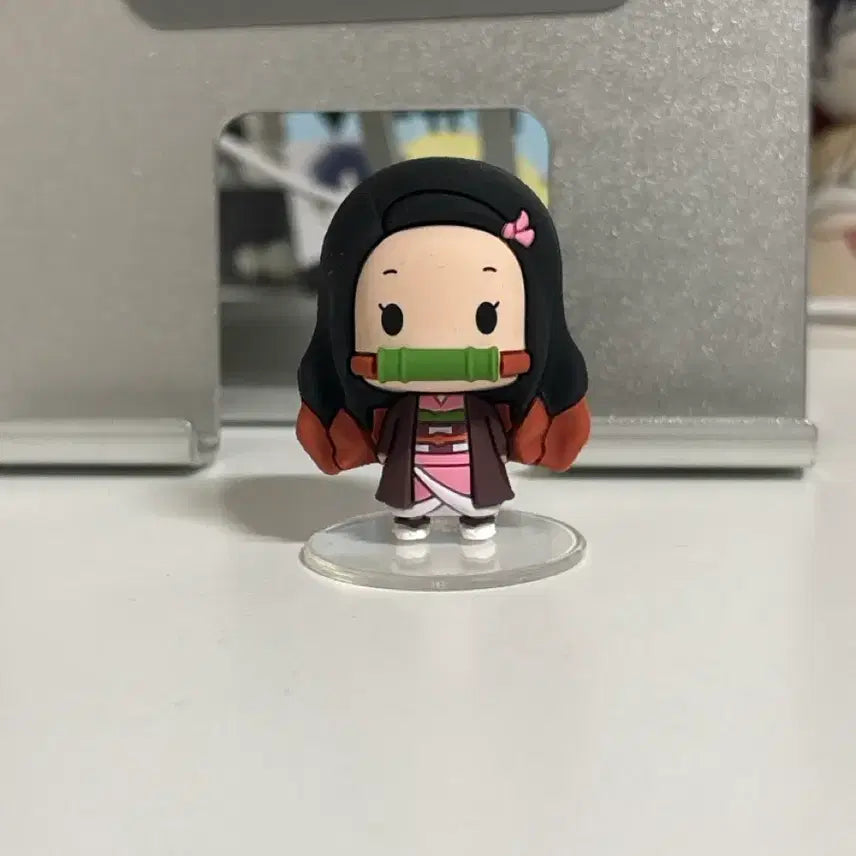 [BUNJANG] Demon Slayer: Kimetsu no Yaiba Nezuko Chokorin Acrylic Stand / 귀멸의 칼날 네즈코 쵸코린 판매합니다:)