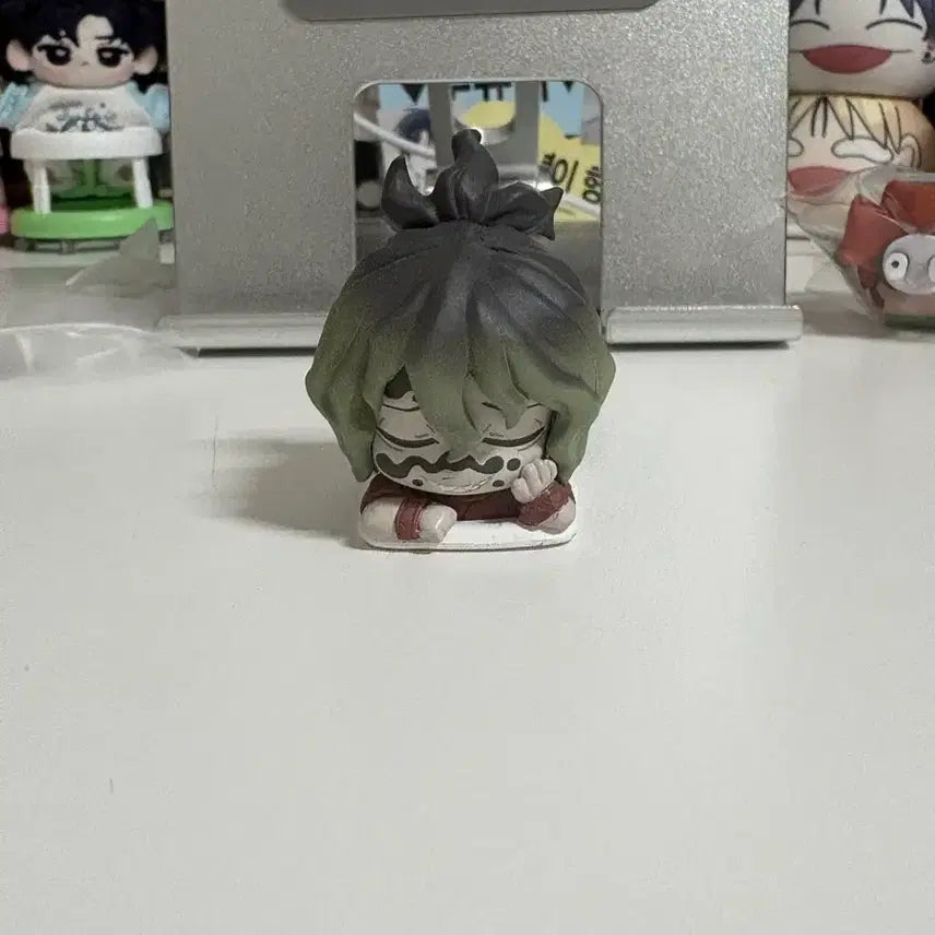 [BUNJANG] Demon Slayer Gyutaro Onemutan Figure / 귀멸의 칼날 규타로 오네무탄 판매합니다:)