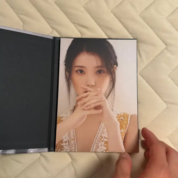 [BUNJANG] IU Lyric Book / 아이유 가사집