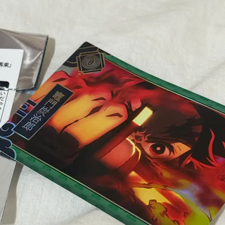 [BUNJANG] Demon Slayer: Mugen Train Tanjiro Random Badge + Rare Card / 귀칼 무한성 탄지로 랜덤뱃지 + 레어카드