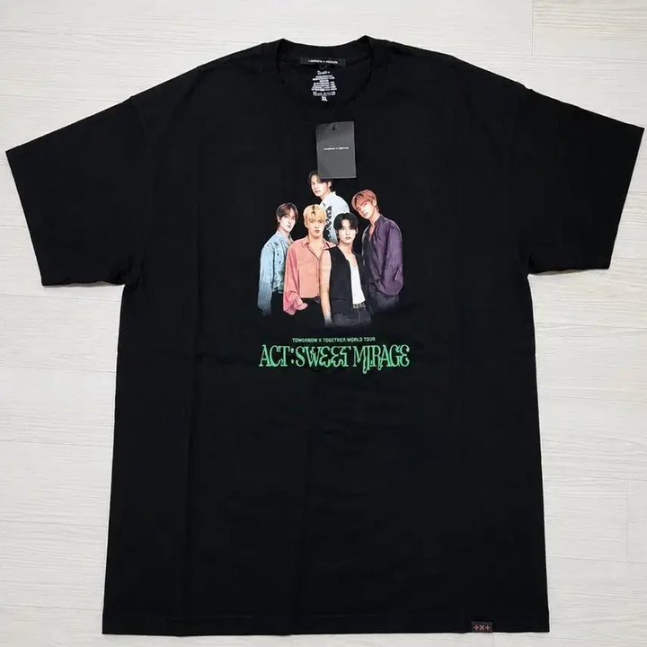 [BUNJANG] TXT ACT:SWEET MIRAGE World Tour Commemorative T-Shirt Black / 투모로우바이투게더 ACT:SWEET MIRAGE 월드투어 기념 반팔티