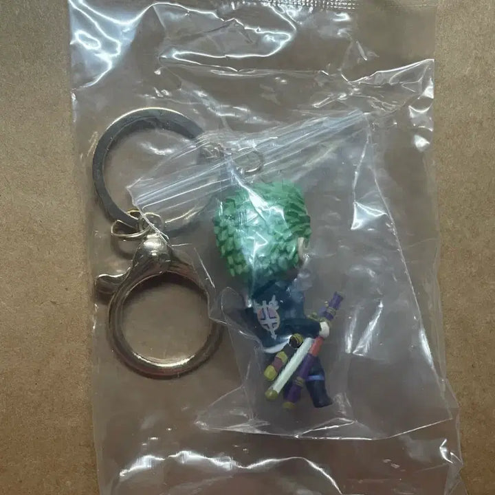 [BUNJANG] One Piece Film Red Q Version Zoro Keychain / 원피스 극장판 레드 Q버전 키홀더 조로