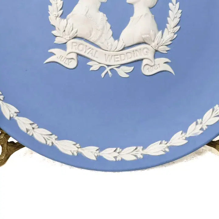 [BUNJANG] Wedgwood Jasperware Pale Blue Royal Wedding Commemorative Plate 1982 / [영국엔틱] 웨지우드 제스퍼웨어 페일블루 로얄웨딩1982년 플레이트 장식접시
