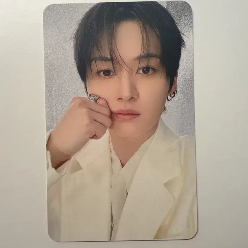 [BUNJANG] Stray Kids Lee Know RUN IT SEOUL Photocard / 스트레이 키즈 런잇 서울 MD 4만원 리노 포카