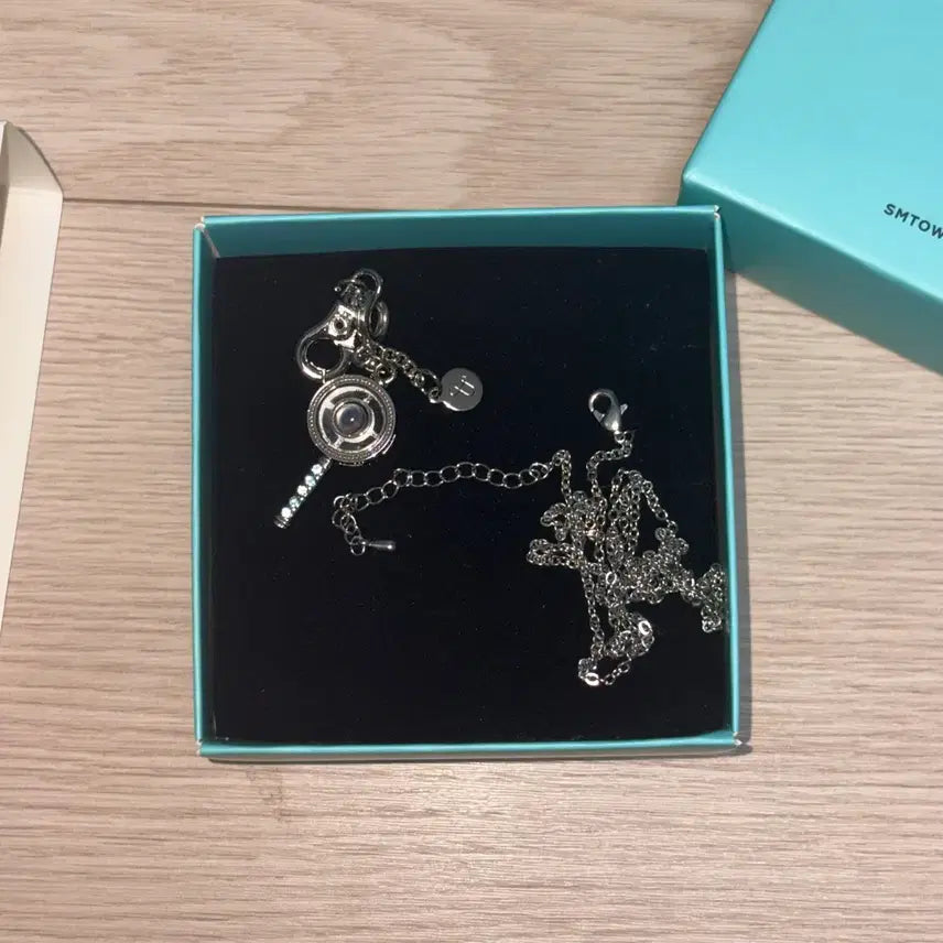 [BUNJANG] SHINEE Taemin 13th Anniversary Memory Charm Necklace / 샤이니 태민 메모리참 SHINEE 13주년 기념 Memory Charm