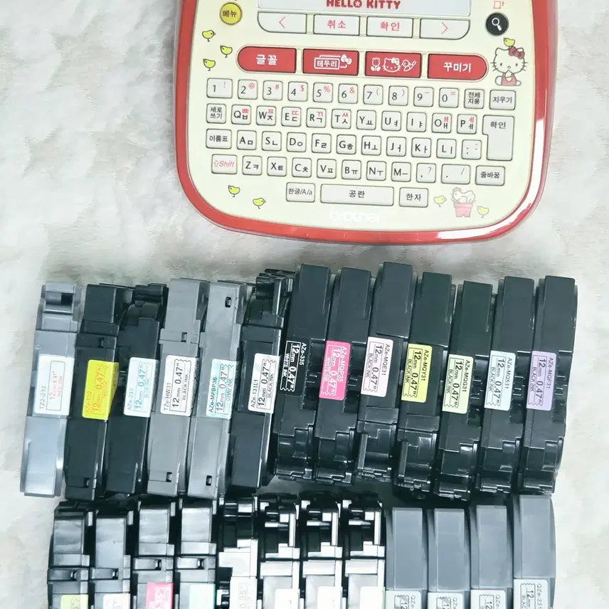 [BUNJANG] Brother Hello Kitty Label Maker Bundle with Label Tapes / 브라더 헬로키티 라벨기 한글 정품 + 라벨지 일괄