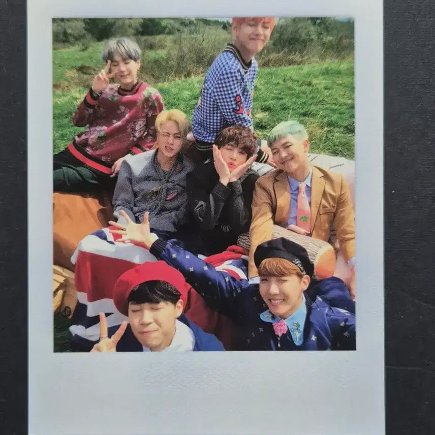 [BUNJANG] BTS Young Forever Group Photocard / 방탄소년단 영포에버 단체포카