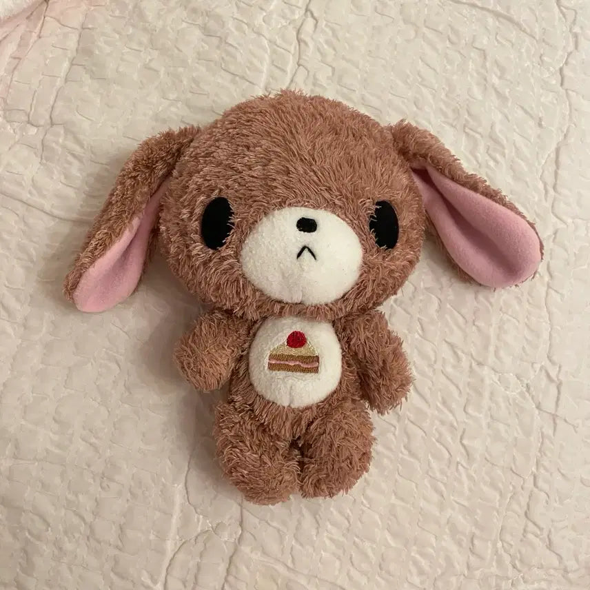 [BUNJANG] Sanrio Sugarbunnies Pink Tag Kurousa Embroidered Doll Japanese Vintage Rabbit / 고전 산리오 슈가바니즈 핑크택 쿠로우사 자수 인형 구체관절인형 일본 빈티지 토끼인형