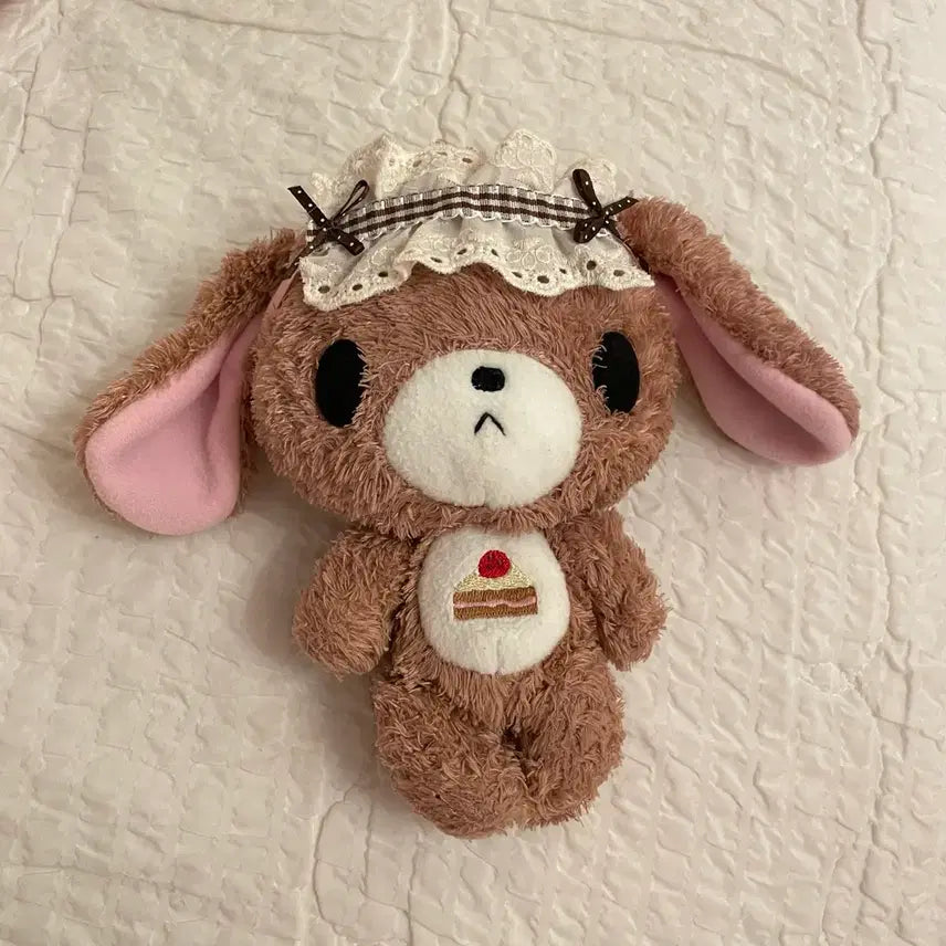 [BUNJANG] Sanrio Sugarbunnies Pink Tag Kurousa Embroidered Doll Japanese Vintage Rabbit / 잠시만 5만원 금액 내려용! 이후 할인x))고전 산리오 슈가바니즈 핑크택 쿠로우사 자수 인형 구체관절인형 일본 빈티지 토끼인형
