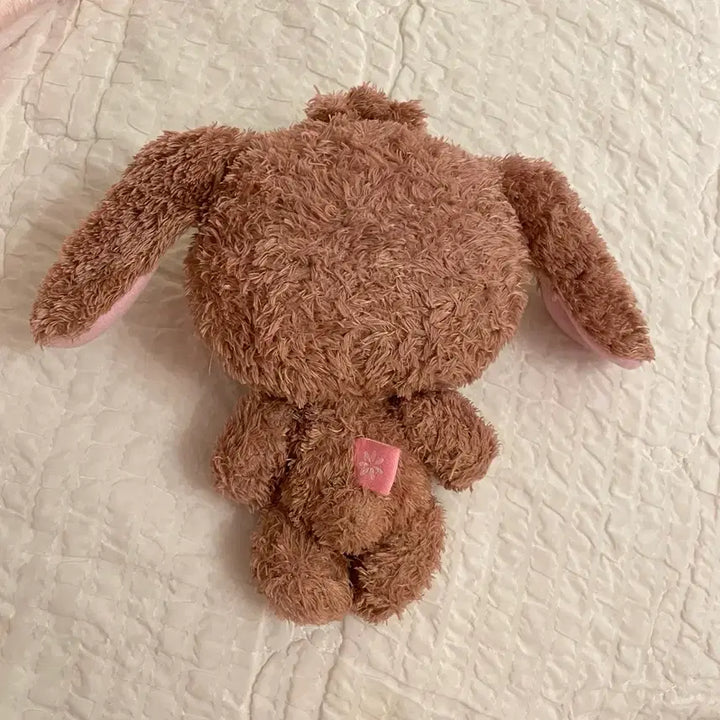 [BUNJANG] Sanrio Sugarbunnies Pink Tag Kurousa Embroidered Doll Japanese Vintage Rabbit / 고전 산리오 슈가바니즈 핑크택 쿠로우사 자수 인형 구체관절인형 일본 빈티지 토끼인형