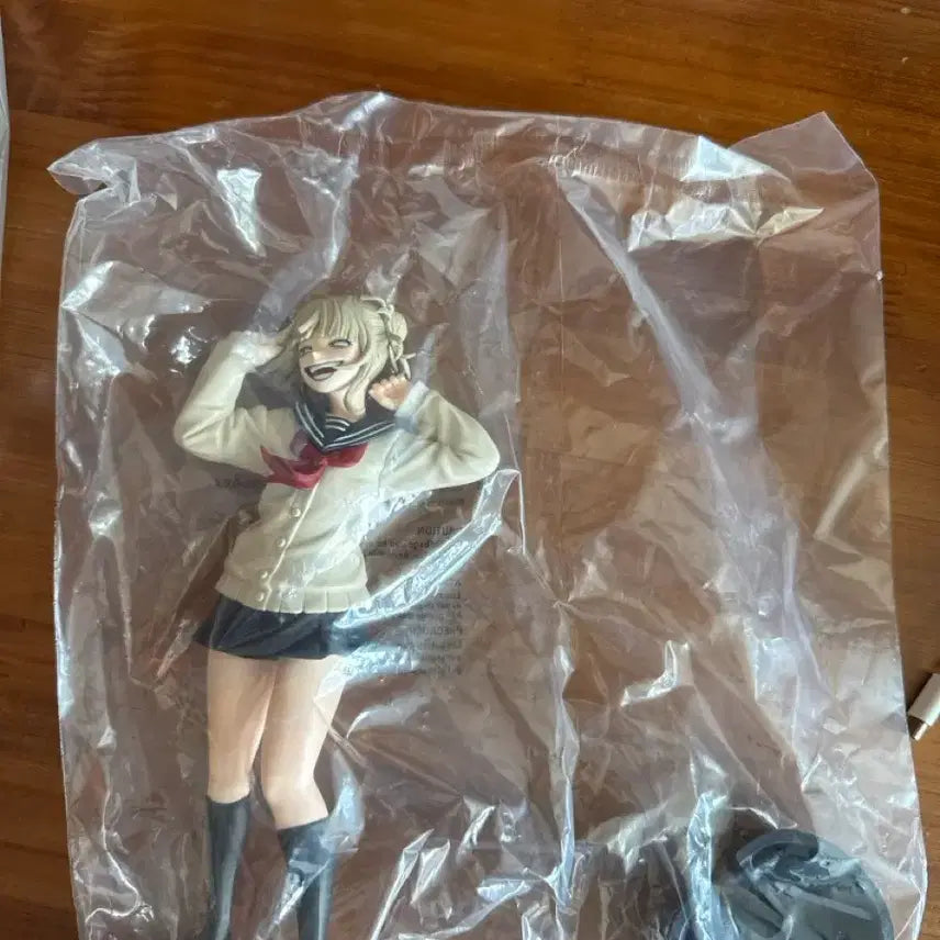 [BUNJANG] My Hero Academia Himiko Toga Glitter &amp; Glamours Figure / 나히아 토가 피규어 팝니다