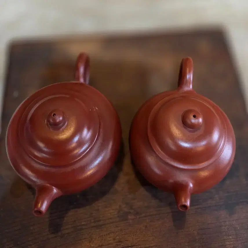 [BUNJANG] Set of 2 Vintage Ceramic Teapots / 너무나도 이쁘고 귀여운 고급 자사주전자 2점