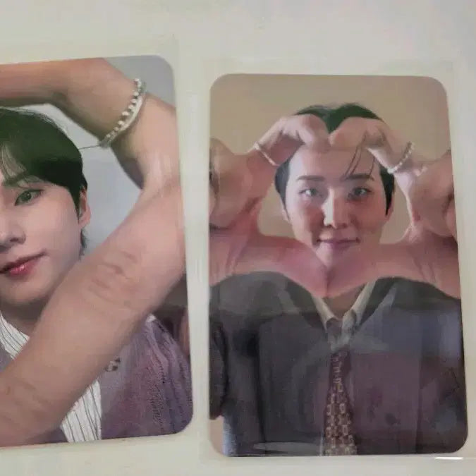 [BUNJANG] Young K "Young K 1st Album" SEVEN ELEVEN Official Photocard 2pcs + Sealed Album 2pcs Set / 영케이 앨범 세븐일레븐 오프포카2장+미개봉앨범 2장 세트