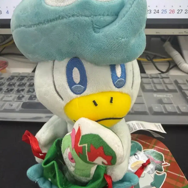 [BUNJANG] Pokemon Christmas Limited Edition Kwaksu Plush / 꾸왁스 포켓몬스터 크리스마스 인형