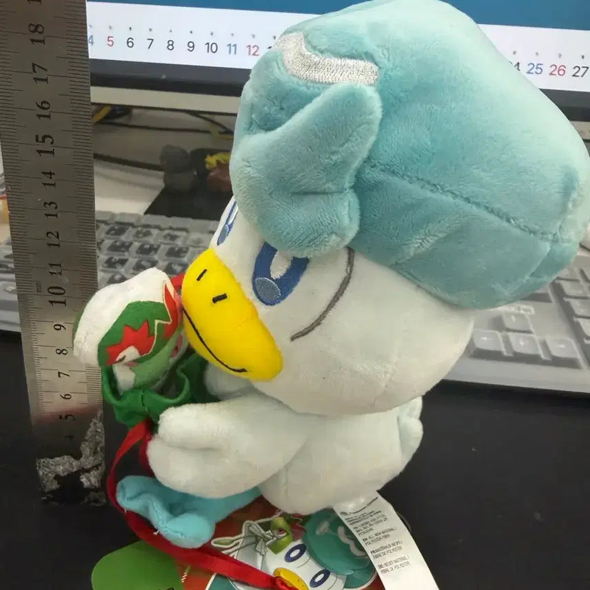[BUNJANG] Pokemon Christmas Limited Edition Kwaksu Plush / 꾸왁스 포켓몬스터 크리스마스 인형