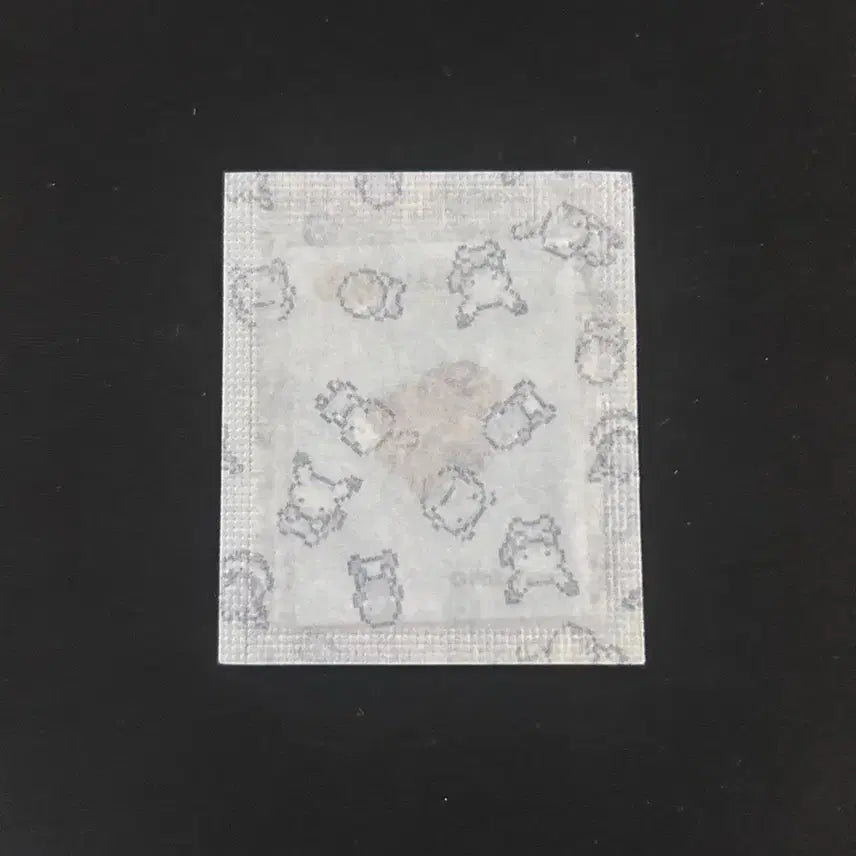 [BUNJANG] 2024 Pokemon Pixel Stickers 0037 Vulpix (Sealed) / 2024년 포켓몬 픽셀 띠부씰 0037 식스테일 (미개봉) 판매합니다