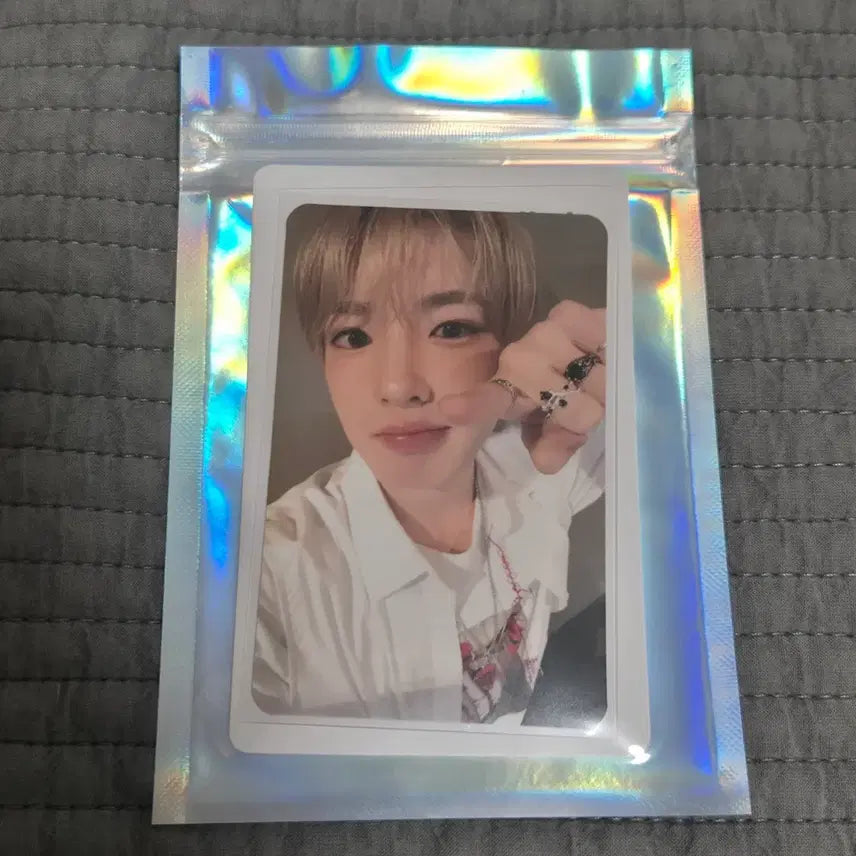 [BUNJANG] Sakura Qqmusic 4-Star Photocard / 사쿠야 큐큐뮤직 4성 포카 양도