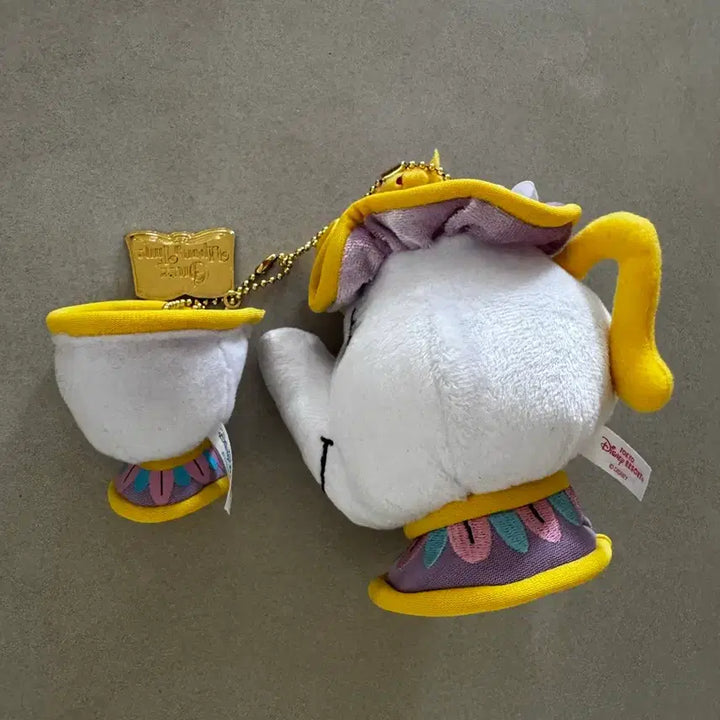 [BUNJANG] Disney Japan Beauty and the Beast Teacup Figurine / 도쿄디즈니랜드 일본정품 미녀와야수 주전자컵 인형