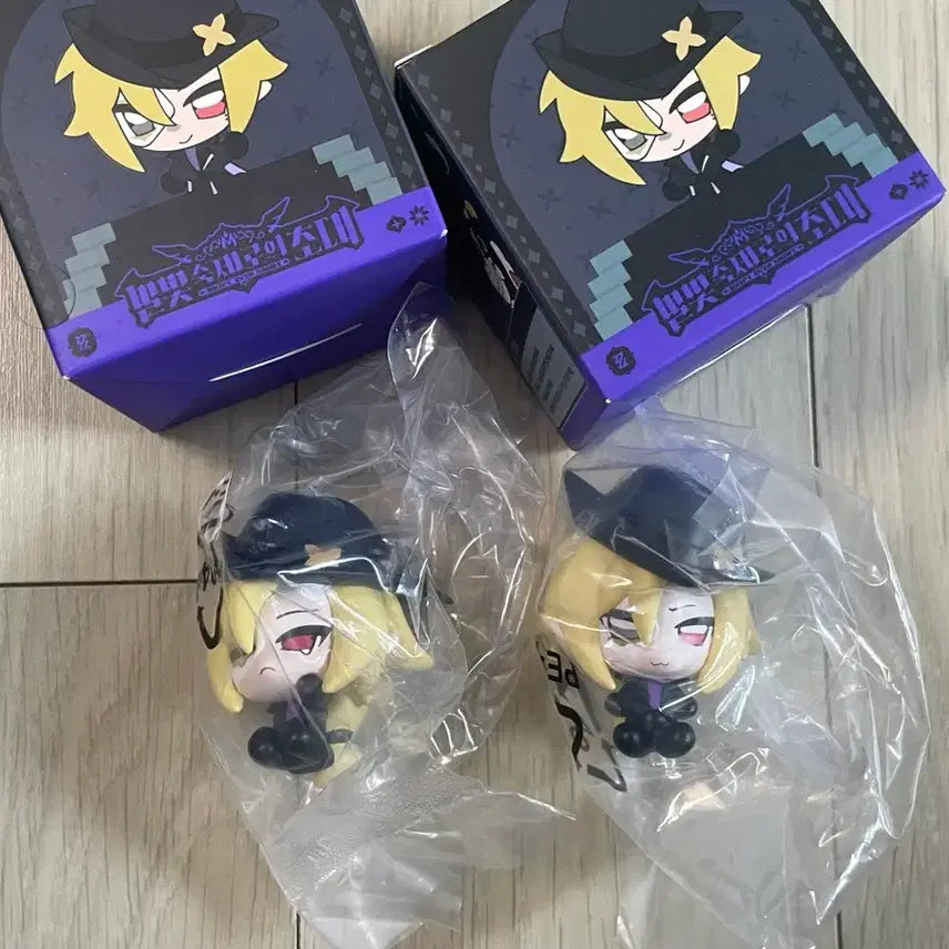 [BUNJANG] ZB1 The First Fanclub Hugo Figure Bundle Set / 젠존제 더벤티 휴고 피규어 2종 일괄