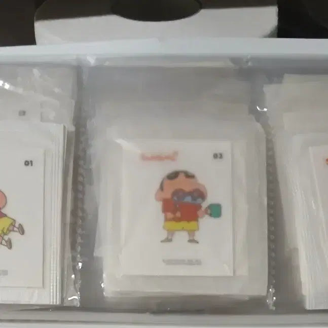 [BUNJANG] Crayon Shin-chan "Bread Bug" Stickers (3rd Series) - 62 Unique Variants / 짱구3탄 띠부씰 62종 짱구띠부씰