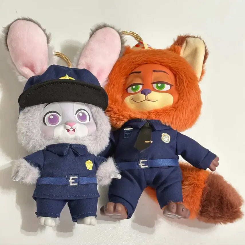 [BUNJANG] Zootopia Nick &amp; Judy Police Plush Keychains Bundle / 주토피아 닉/주디 경찰 인형키링 라부부같은 얼굴 맨질맨질 일괄판매