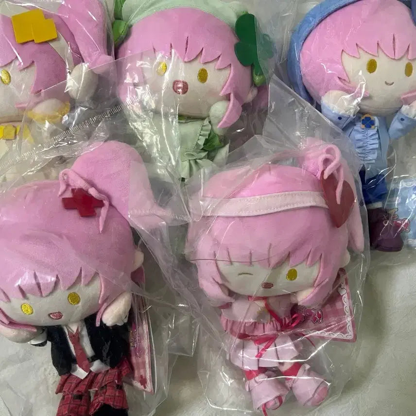 [BUNJANG] Full Moon Calling Characters Doll Bundle Set / 캐릭캐릭체인지 인형 일괄+뱃지