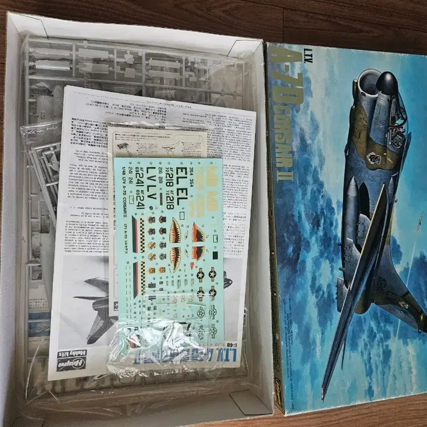 [BUNJANG] Hasegawa 1/48 LTV A-7D Corsair II Plastic Model Kit / 하세가와 1/48 LTV A-7D 콜세어 II 프라모델