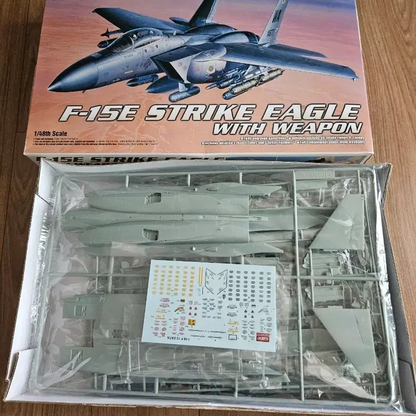 [BUNJANG] Academy 1/48 Scale F-15E Strike Eagle Plastic Model Kit / 아카데미 F-15E 스트라이크 이글 1/48 스케일 프라모델