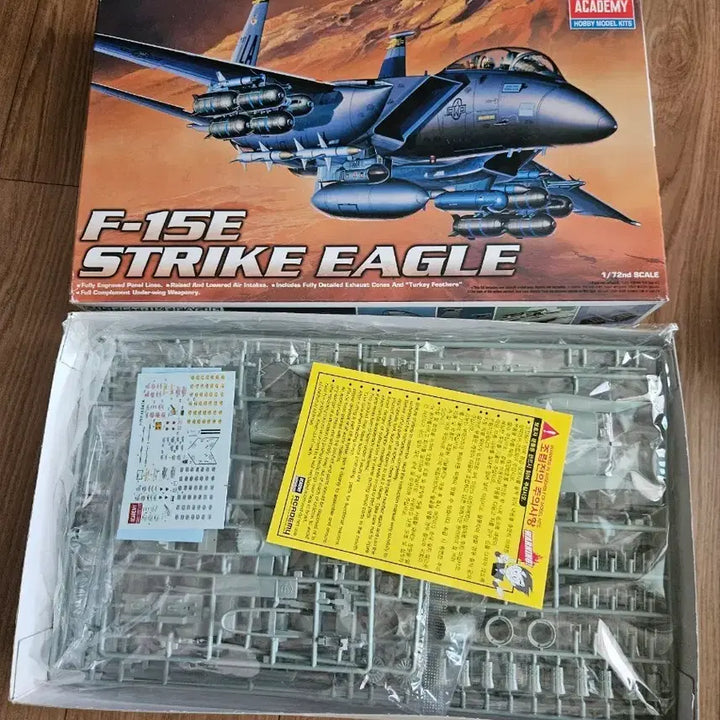 [BUNJANG] Academy F-15E Strike Eagle 1/72 Scale Plastic Model Kit / 아카데미 F-15E 스트라이크 이글 1/72 스케일 프라모델