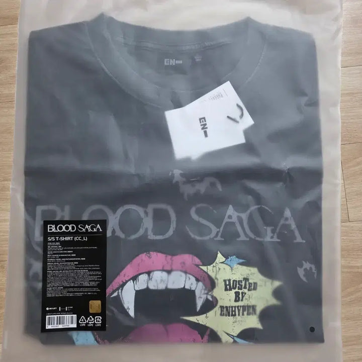 [BUNJANG] ENHYPEN Charcoal L Blood Album T-Shirt / 엔하이픈 챠콜L 블러드 사가 반팔 티셔츠