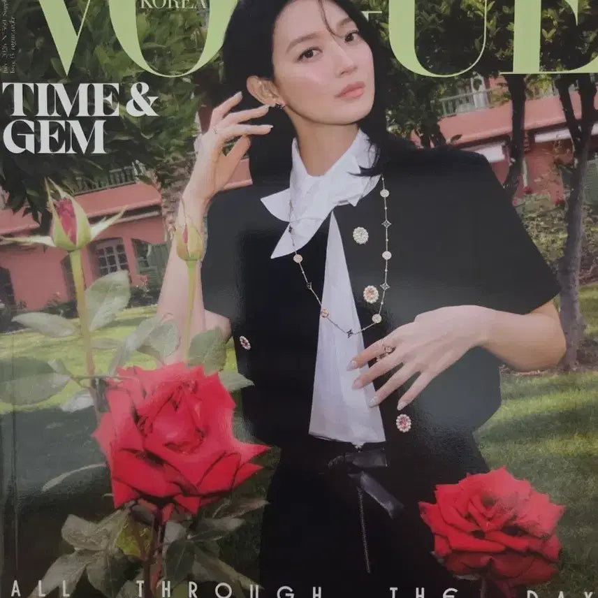[BUNJANG] Vogue Korea July 2026 Shin Min-a Magazine / 보그 코리아 2026. 7월호 신민아 잡지