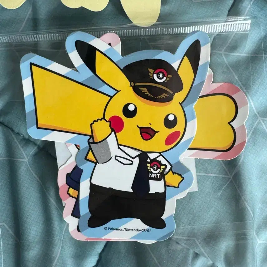 [BUNJANG] Pokemon Pikachu Narita Airport Sticker (Sealed) / 포켓몬스터 피카츄 나리타공항 스티커 미개봉