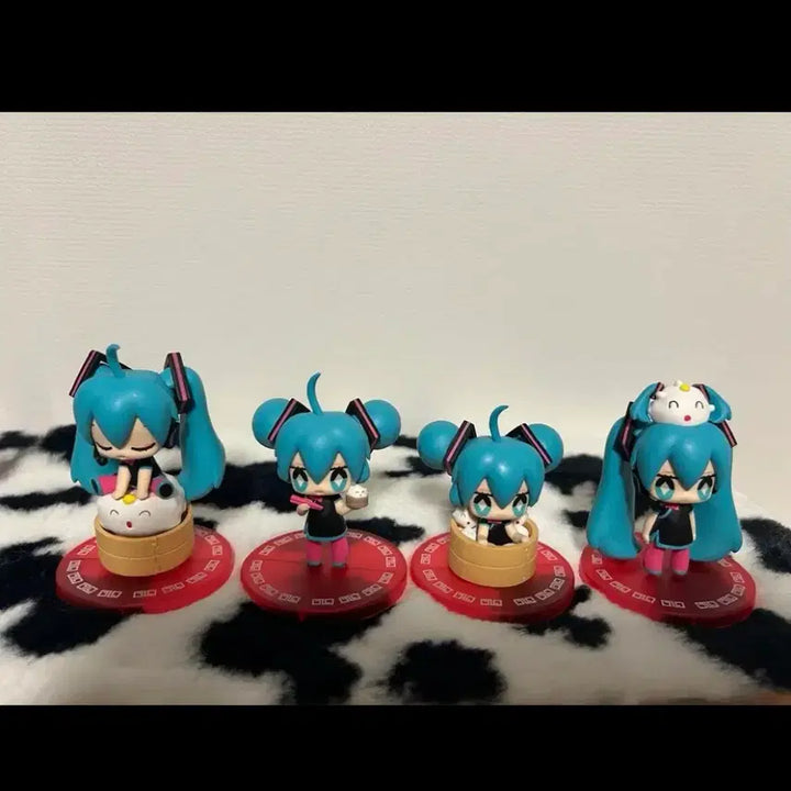 [BUNJANG] Hatsune Miku x Shumai-kun China Dress Ver. 4-Figure Set / 하츠네 미쿠 x 슈마이군 피규어 차이나 드레스 ver. 4종 세트