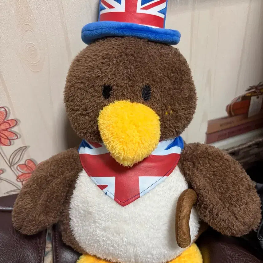 [BUNJANG] British Gentleman Penguin Plush Toy / 영국 신사 펭귄 인형