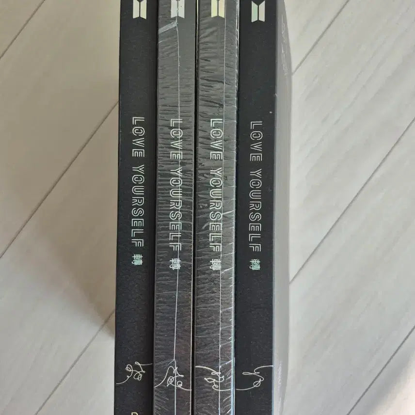 [BUNJANG] BTS LOVE YOURSELF 轉 TEAR Album Set (2 Sealed, 2 Unsealed) / 미개봉 2개 방탄소년단 LOVE YOURSELF 앨범 4종