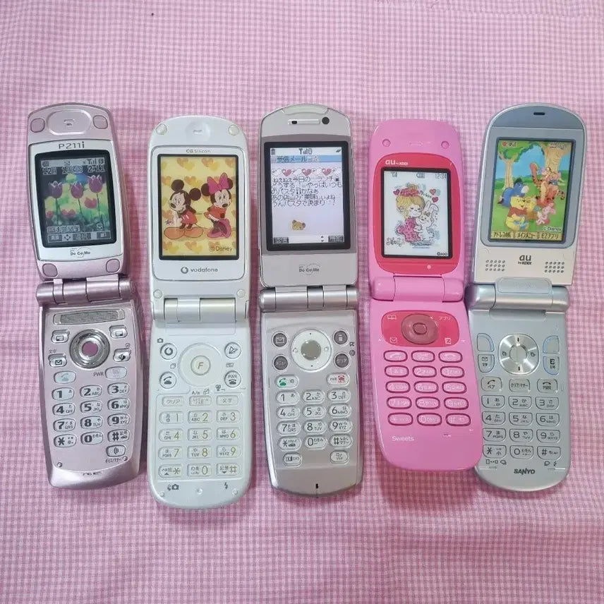 [BUNJANG] Vintage Lot Disney Winnie the Pooh Mickey Mouse Lenticular Mock-up Phone Models / 레어 일괄 고전 목업폰 갸루폰 휴대폰 모형폰 디즈니 푸우 미니마우스