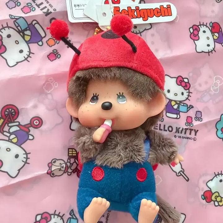 [BUNJANG] Monchhichi Ladybug Keychain with Hello Kitty Background Set / 몬치치 무당벌레 키링