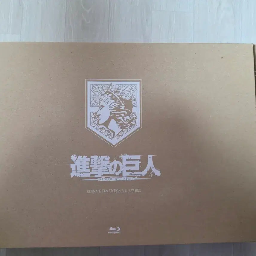 [BUNJANG] Attack on Titan UFE Blu-ray (Sealed) / 진격의 거인 UFE 블루레이 미개봉