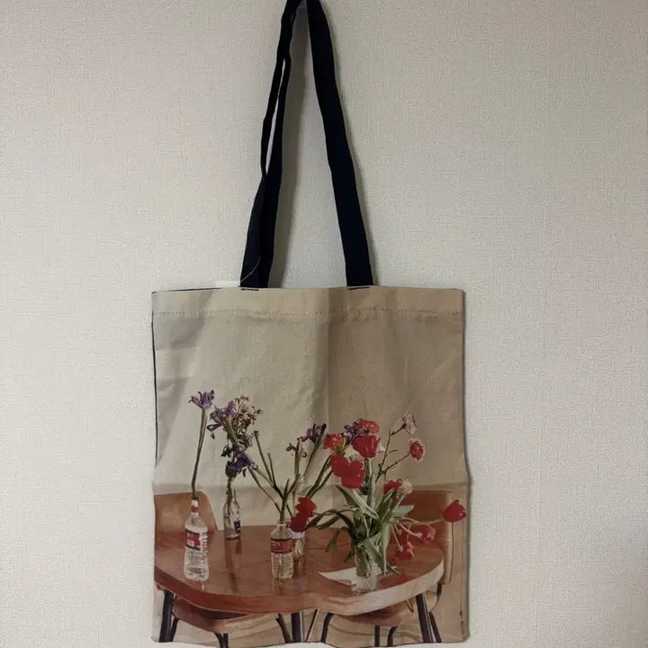 [BUNJANG] Wolfgang Tillmans Pompidou Exhibition Tote Bag / 볼프강 틸만스(Wolfgang Tillmans) 퐁피두 전시 에코백