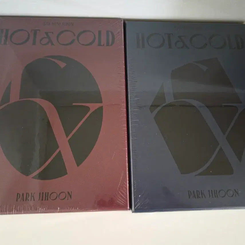 [BUNJANG] Park Jihoon Mini Album Vol. 5: HOT&amp;COLD [Set] / 박지훈 - 미니앨범 5집 : HOT&amp;COLD [SET]