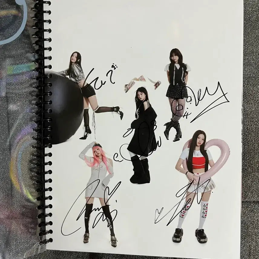 [BUNJANG] RESCENE Glow Up Autographed Album / 리센느 glow up 친필 싸인앨범 ㅂㅁ
